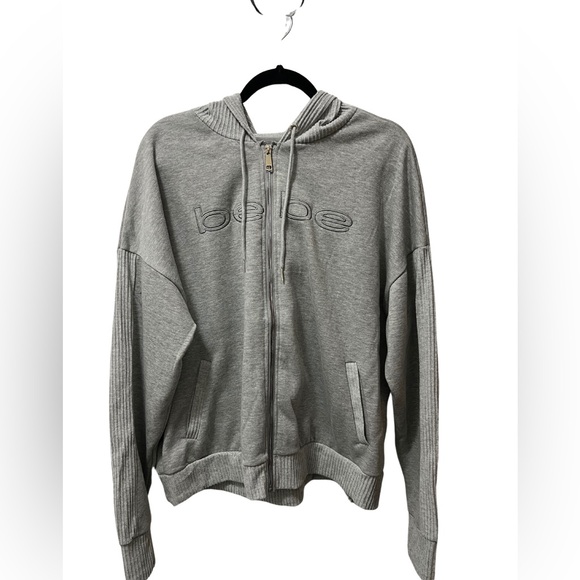 NWOT Bebe Sport Zip Up Hoodie Gray w/Front Pockets & Thumb Holes Size 3x - Picture 2 of 3